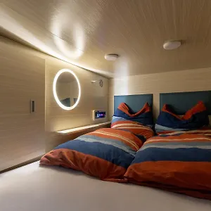  Capsulehotel Mue Cubes - Capsule
