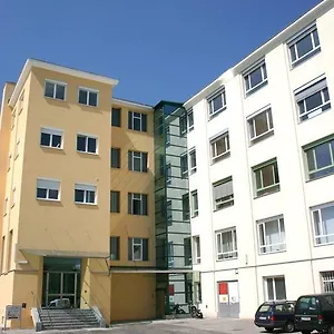Workbase Bécs